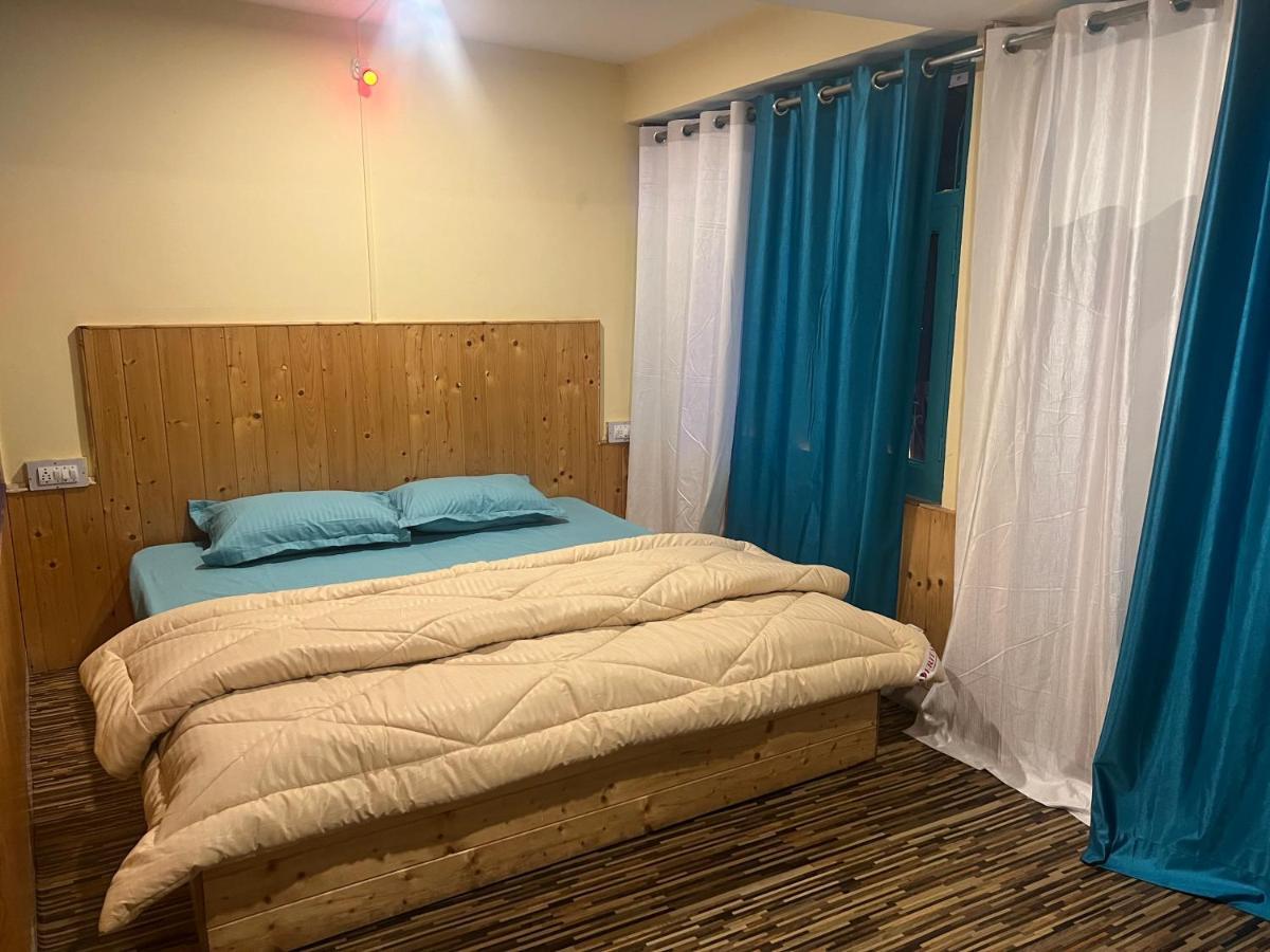 The Vagabond Manali Hostel Buitenkant foto