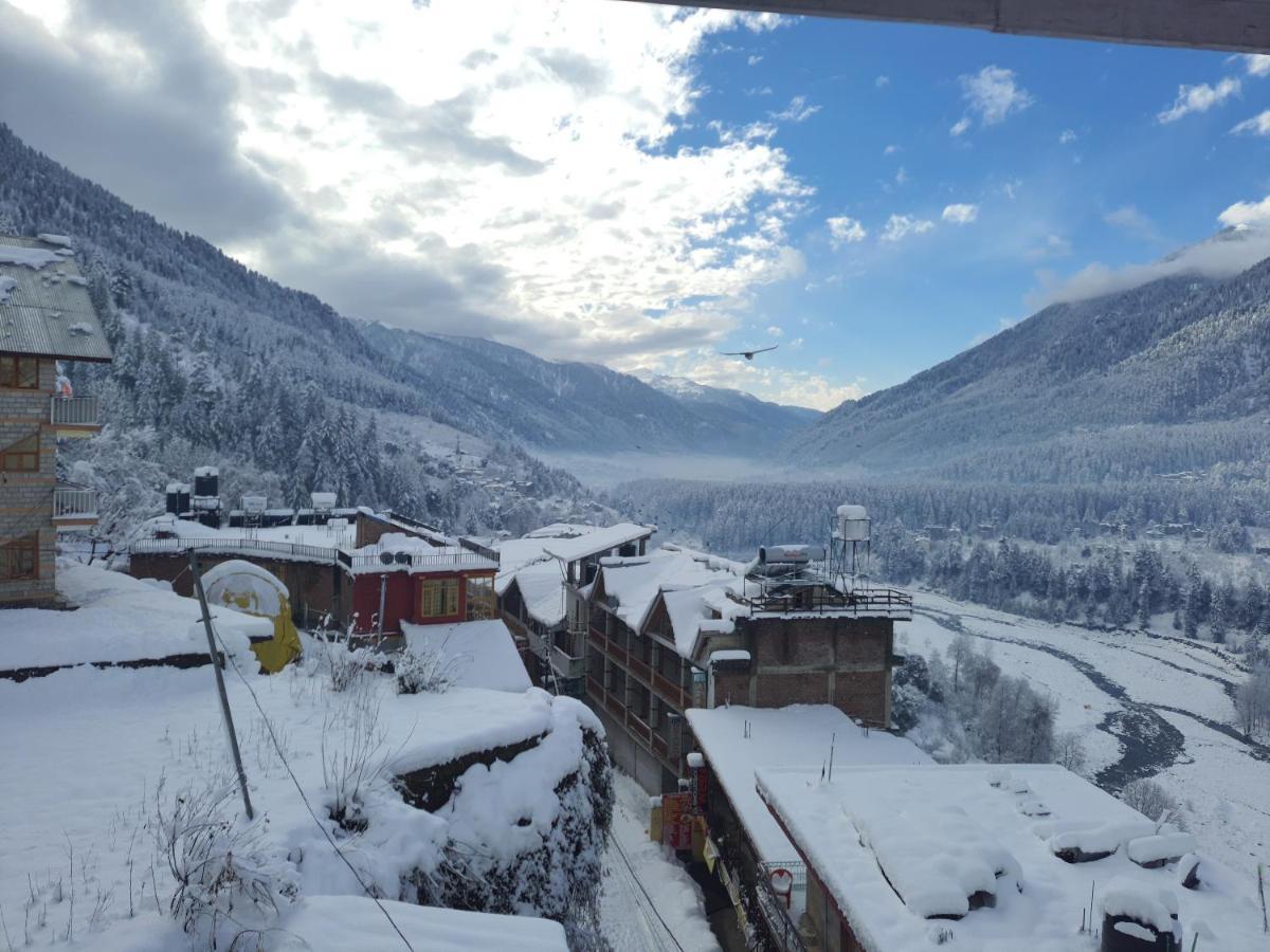 The Vagabond Manali Hostel Buitenkant foto